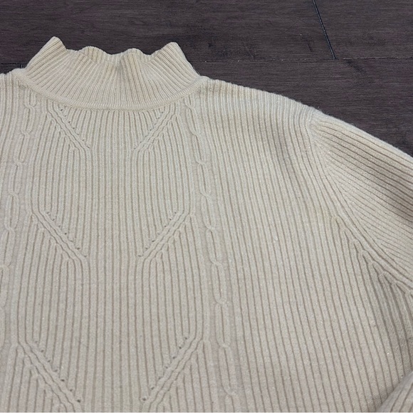 Cream Ribbed Women's Sweater - Picture 4 of 5